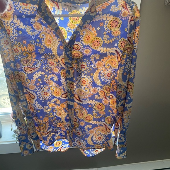 Size Small Oversized Button Up Satin Shirt - Picture 3 of 3